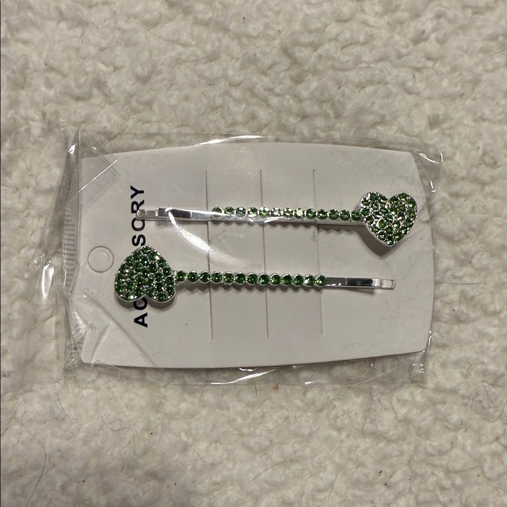 Heart Rhinestone Hair Clips Set - Picture 3 of 15